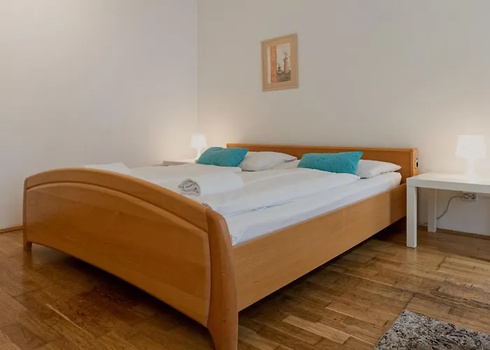 Vienna, Lovely Private In 3br Shared Apt, Tv & Wifi Viena
