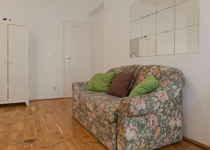 Apartamento Vienna, Lovely Private In 3br Shared Apt, Tv & Wifi Viena