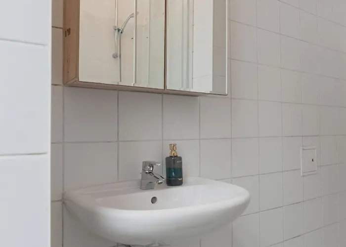 Vienna, Lovely Private In 3br Shared Apt, Tv & Wifi Viena