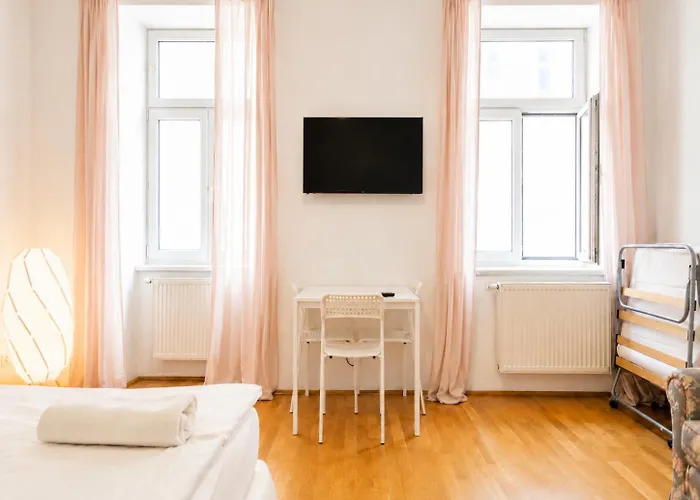 Vienna, Lovely Private In 3br Shared Apt, Tv & Wifi Apartamento
