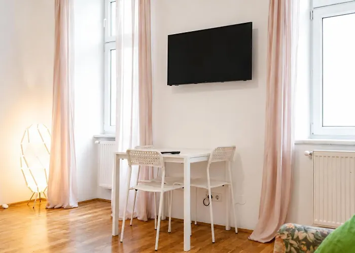 Vienna, Lovely Private In 3br Shared Apt, Tv & Wifi Apartamento *